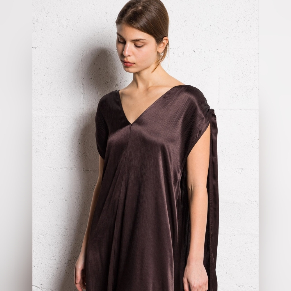 Japanense Luxury Boutique Designer, silky Sarin Shift dress in purple